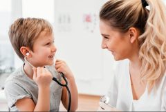 How Choose The Best Audiologist In Delhi For Improving Hearing Health