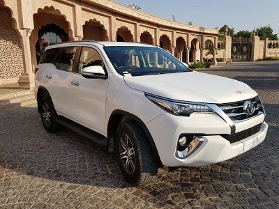 toyota fortuner car in jaipur