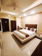 Hotel Seventh Heaven